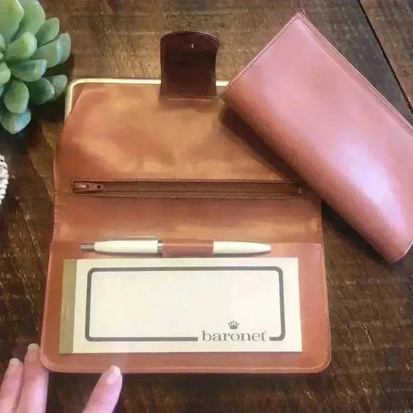 Baronet | Vintage Brown Leather Wallet - Picture 4 of 7